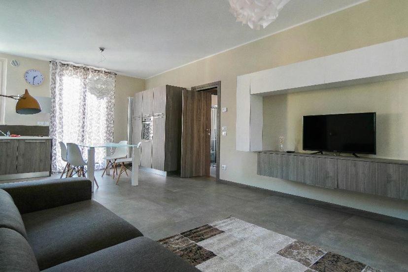 ヴェローナCasa Myriamアパートメント エクステリア 写真